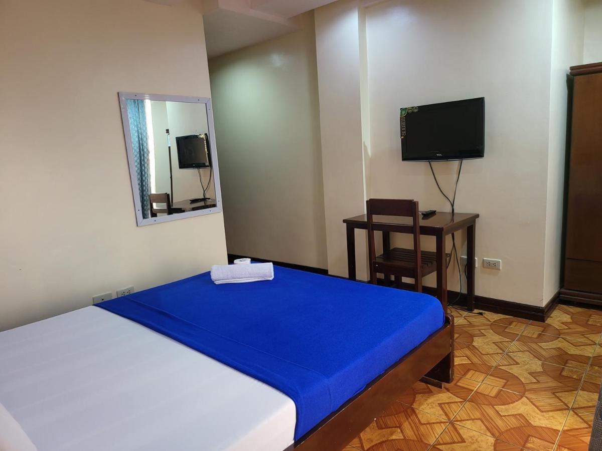 Oyo 573 Voyagers Palace Puerto Princesa Eksteriør bilde