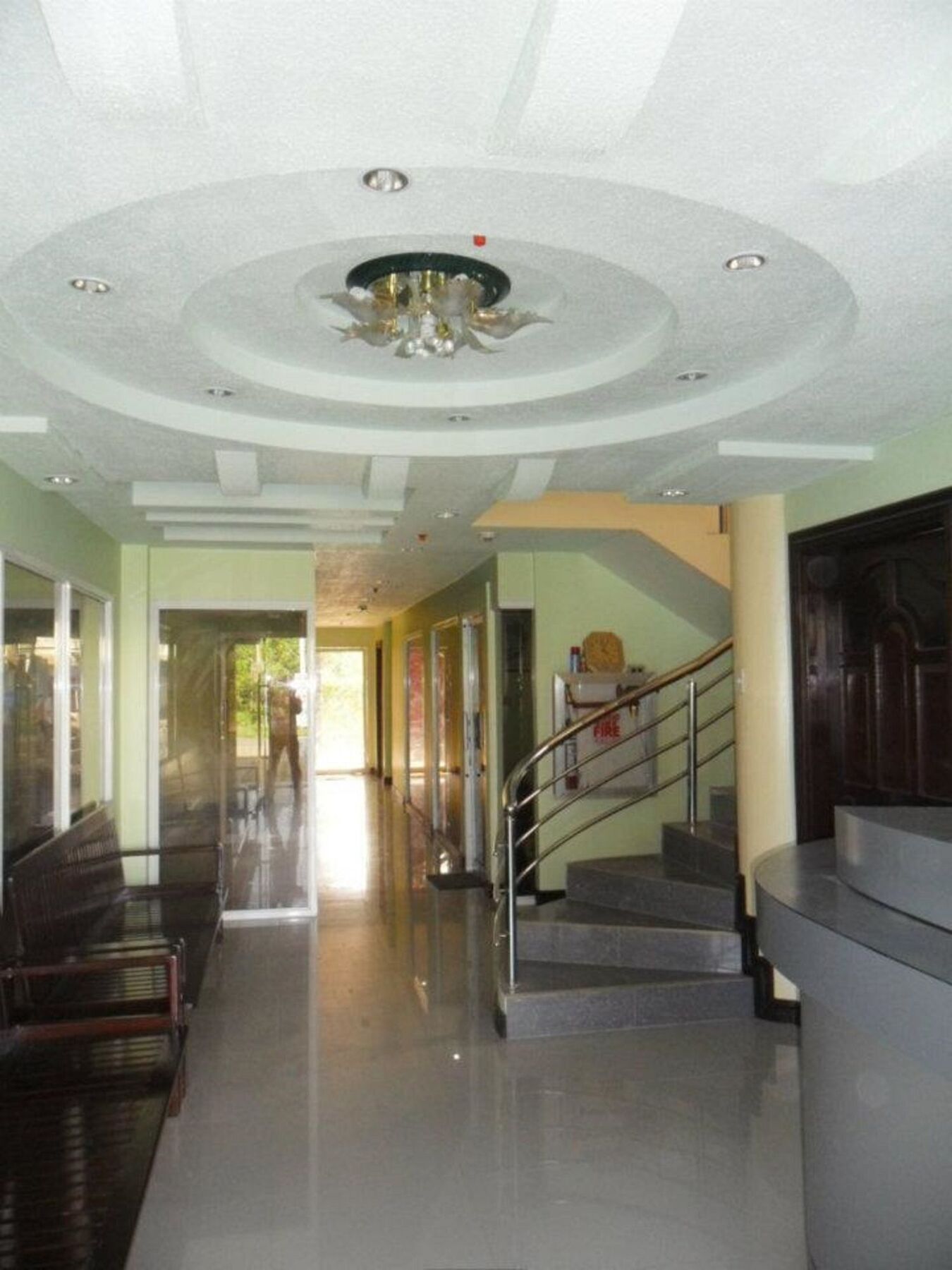 Oyo 573 Voyagers Palace Puerto Princesa Eksteriør bilde